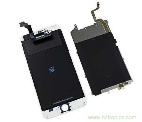 iPhone 6 Plus搭載的高清LED屏幕尺寸為5.5英寸，像素密度為401ppi，并采用了IPS（平面轉(zhuǎn)換）技術(shù)。（來源：iFixit）